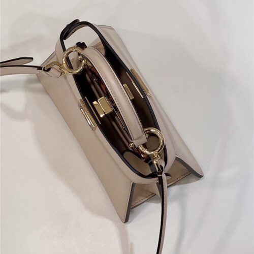 High Quality Luxury Fendi Peekaboo Shoulder Bag – Style 32659 product detail