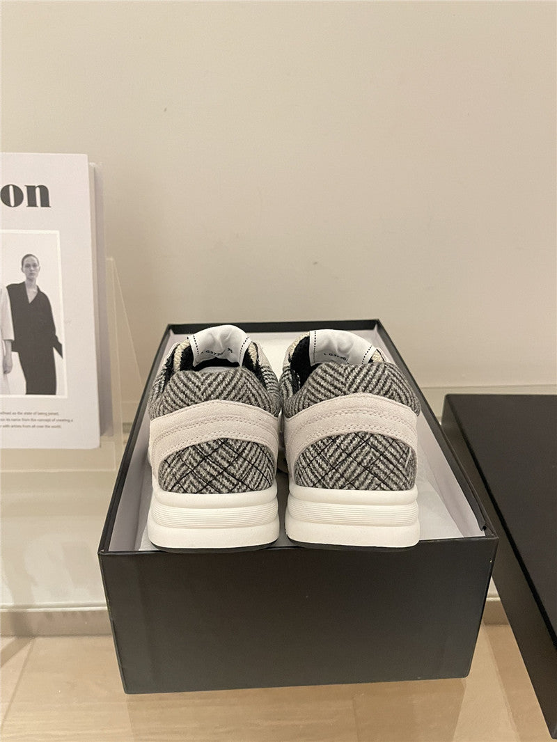 High Quality Luxury Chanel Tweed Low Top Sneakers product detail