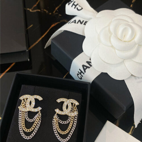 High Quality Luxury Chanel Chain Earrings alternate view