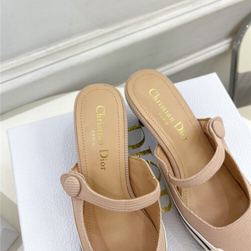 High Quality Luxury Dior Best Quality Fire Retro Square Toe Mules product detail