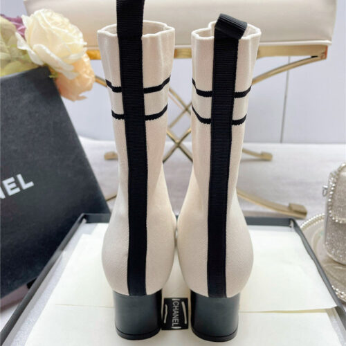 High Quality Luxury Chanel Logo Pointed Toe Chunky Heel Ankle Boots product detail