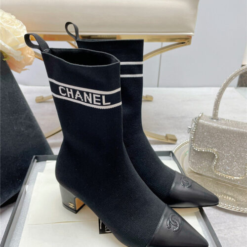 High Quality Luxury Chanel Logo Pointed Toe Chunky Heel Ankle Boots – Style 64678