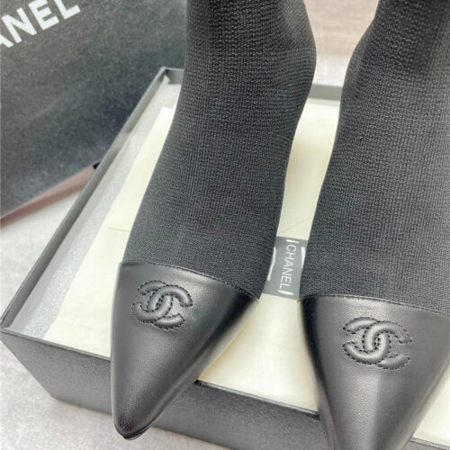 High Quality Luxury Chanel Logo Pointed Toe Chunky Heel Ankle Boots – Style 64678 product detail