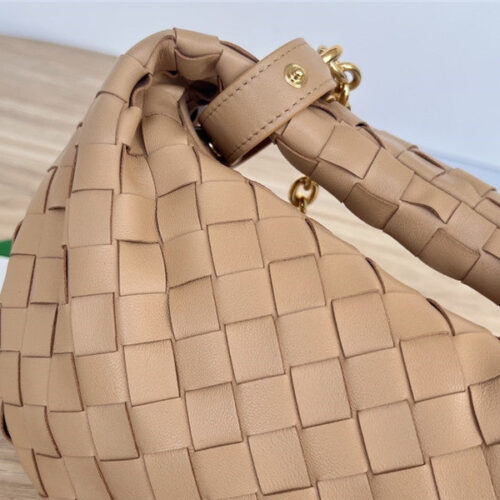High Quality Luxury Bottega Veneta Jodie With Chain Bag product detail