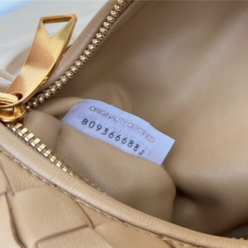 High Quality Luxury Bottega Veneta Jodie With Chain Bag product detail
