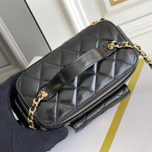 High Quality Luxury Chanel Cosmetic Bag product detail