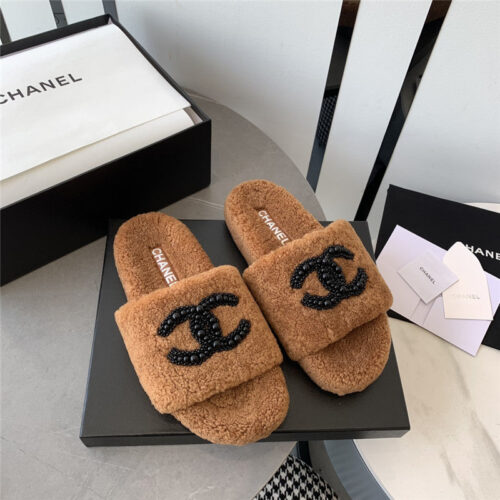 High Quality Luxury Chanel Fluffy Slippers
