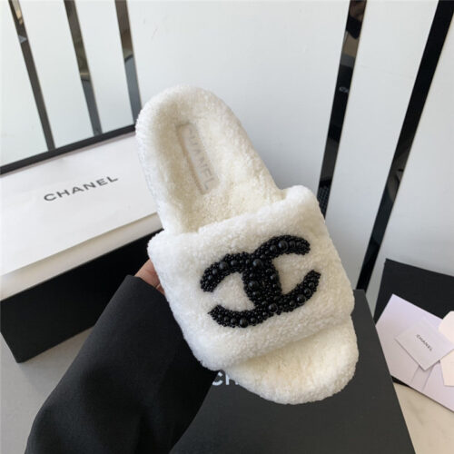 High Quality Luxury Chanel Fluffy Slippers – Style 35206 product detail