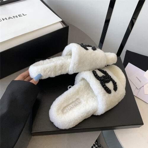 High Quality Luxury Chanel Fluffy Slippers – Style 35206 product detail