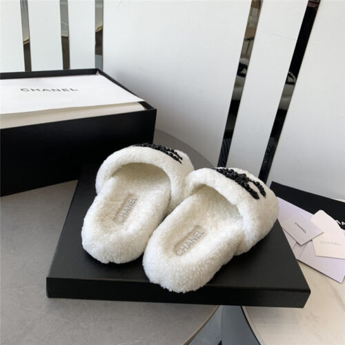 High Quality Luxury Chanel Fluffy Slippers – Style 35206 product detail