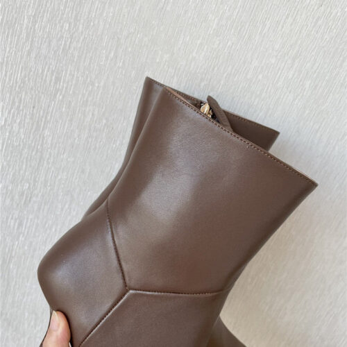 High Quality Luxury Gucci GG Pointed Toe High Heel Ankle Boots – Style 07283 product detail