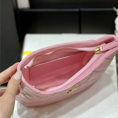 High Quality Luxury Chanel Hobo Hippie Bag product detail