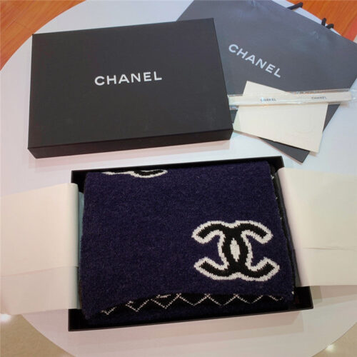 High Quality Luxury Chanel Logo Reversible Wool Scarf product detail