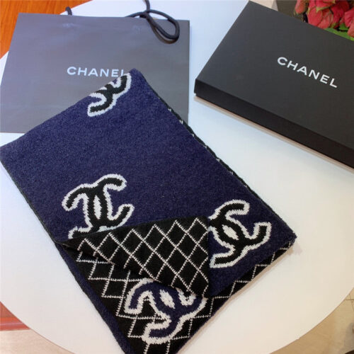 High Quality Luxury Chanel Logo Reversible Wool Scarf product detail