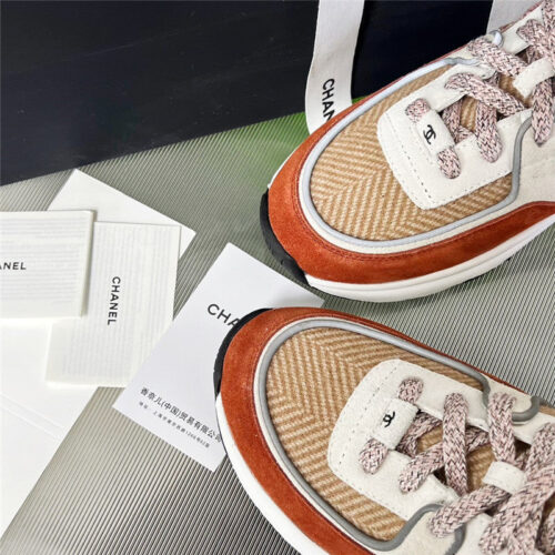 High Quality Luxury Chanel New Color Wool Stitching Casual Sneakers product detail