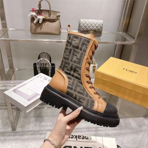High Quality Luxury Fendi Domino FF Ankle Boots product detail