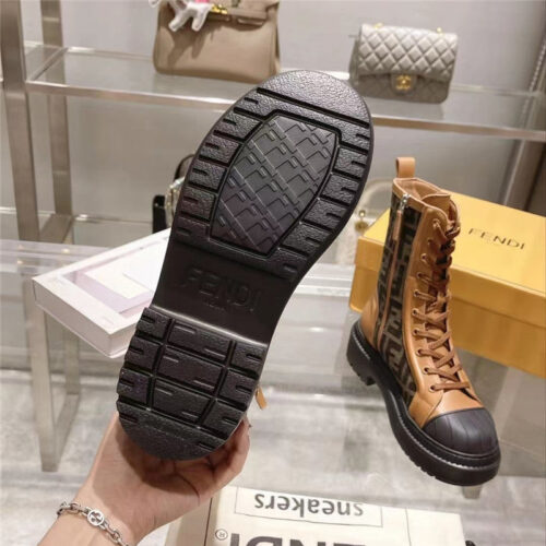 High Quality Luxury Fendi Domino FF Ankle Boots product detail