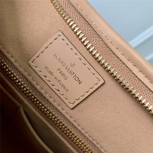 High Quality Luxury Louis Vuitton Carryall Small Bag – Style 47596 product detail