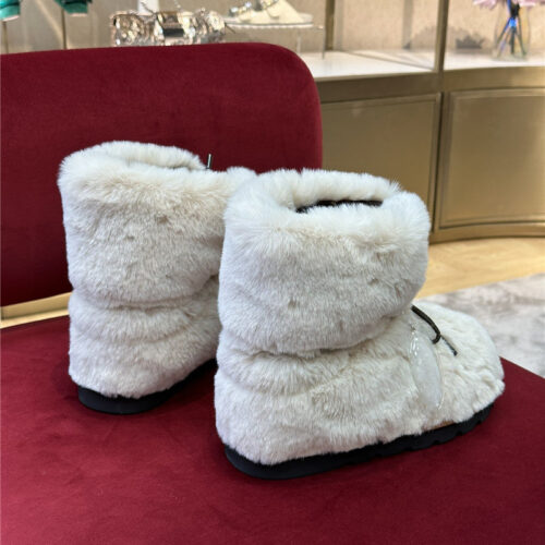 High Quality Luxury Louis Vuitton Woven Wool Winter Boots – Sizes 34–41 product detail