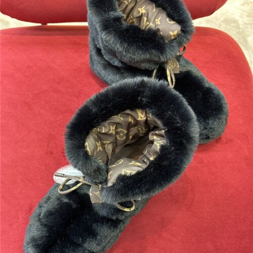 High Quality Luxury Louis Vuitton Woven Wool Down Boots product detail