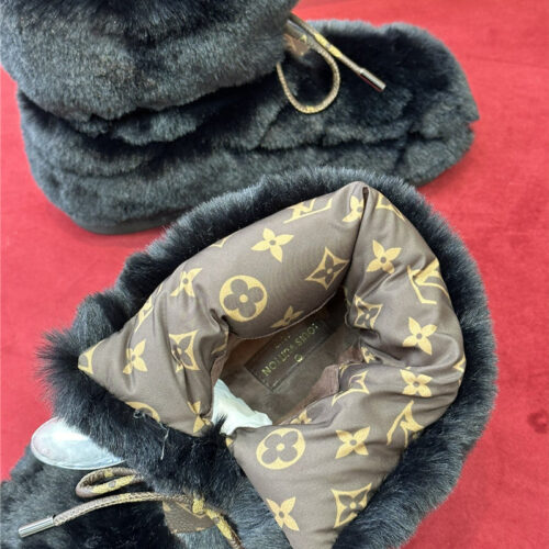 High Quality Luxury Louis Vuitton Woven Wool Down Boots product detail