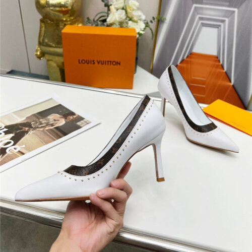 High Quality Luxury Louis Vuitton Logo Leather Shoes – Style 47747 product detail