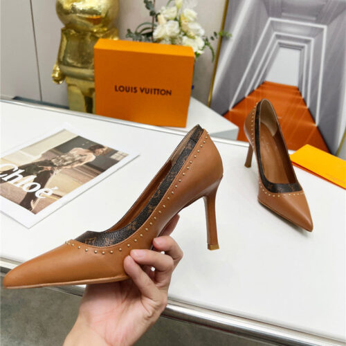 High Quality Luxury Louis Vuitton Logo Leather Shoes – Style 82211 product detail