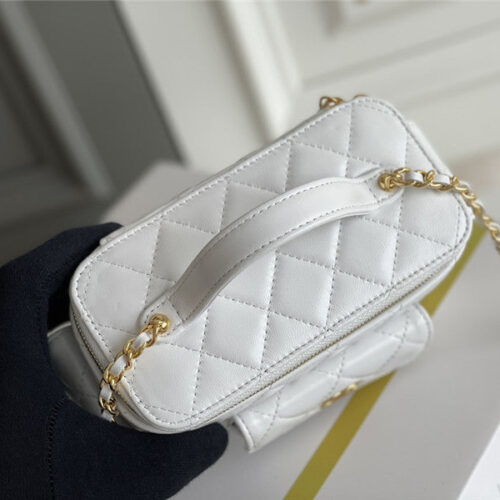 High Quality Luxury Chanel Cosmetic Bag – Style 47496 product detail