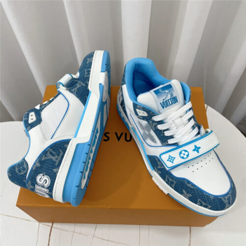 High Quality Luxury Louis Vuitton Retro Couple Sneakers – Style 25667 alternate view