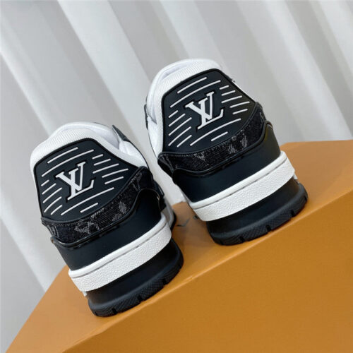 High Quality Luxury Louis Vuitton Retro Couple Sneakers – Style 72003 product detail