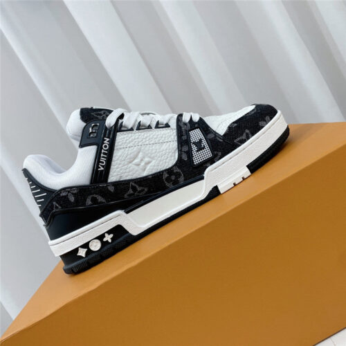 High Quality Luxury Louis Vuitton Retro Couple Sneakers – Style 72003 product detail