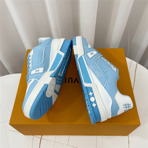 High Quality Luxury Louis Vuitton Retro Couple Sneakers – Style 16643 product detail