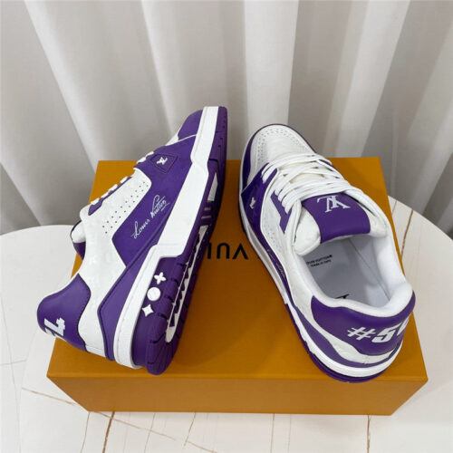 High Quality Luxury Louis Vuitton Retro Couple Sneakers – Style 77699 product detail