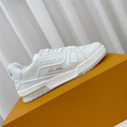 High Quality Luxury Louis Vuitton Retro Couple Sneakers – Style 83331 product detail