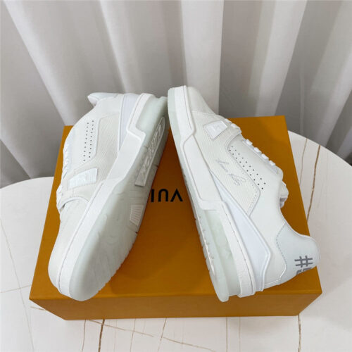 High Quality Luxury Louis Vuitton Retro Couple Sneakers – Style 83331 product detail