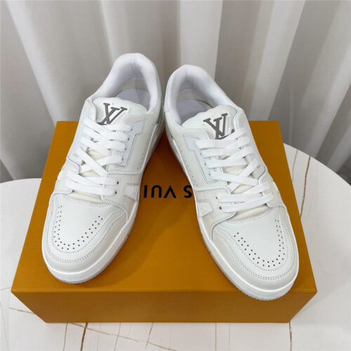 High Quality Luxury Louis Vuitton Retro Couple Sneakers – Style 83331
