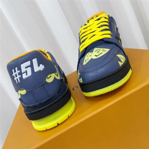 High Quality Luxury Louis Vuitton Retro Couple Sneakers – Style 99747 product detail