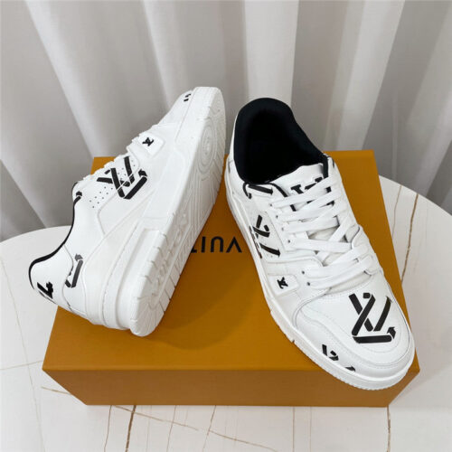 High Quality Luxury Louis Vuitton Retro Couple Sneakers – Style 91267 product detail