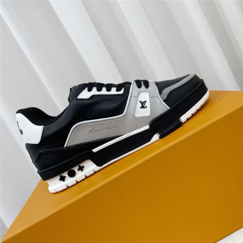 High Quality Luxury Louis Vuitton Retro Couple Sneakers – Style 02595 product detail