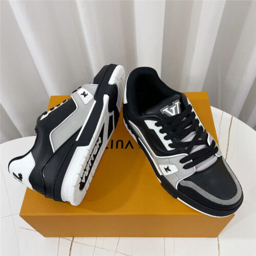 High Quality Luxury Louis Vuitton Retro Couple Sneakers – Style 02595 product detail