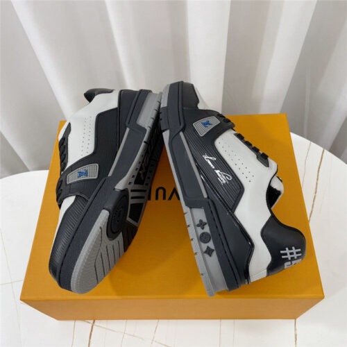 High Quality Luxury Louis Vuitton Retro Couple Sneakers – Style 23491 product detail
