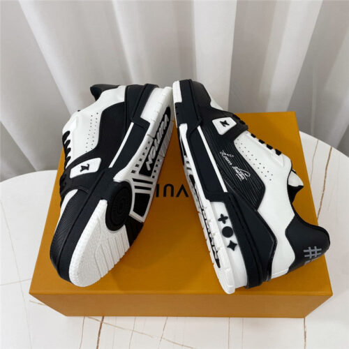 High Quality Luxury Louis Vuitton Retro Couple Sneakers – Style 75459 product detail