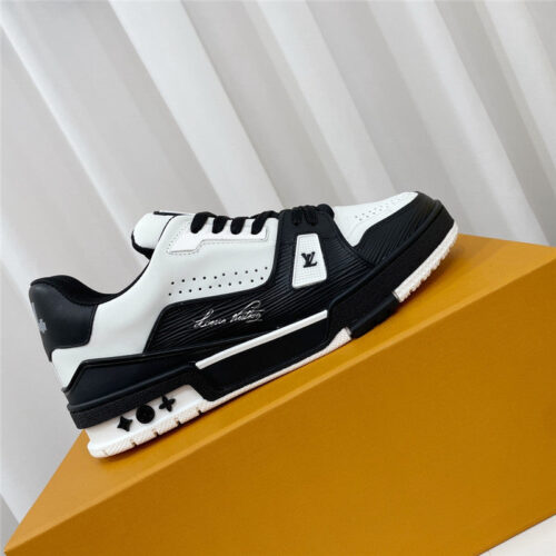 High Quality Luxury Louis Vuitton Retro Couple Sneakers – Style 75459 product detail