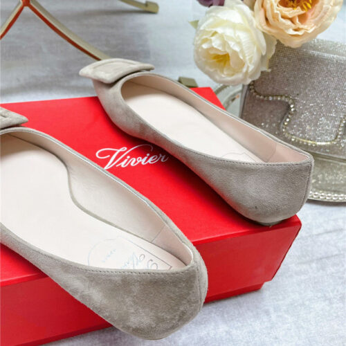 High Quality Luxury Roger Vivier Stiletto All-Match Womens Shoes product detail