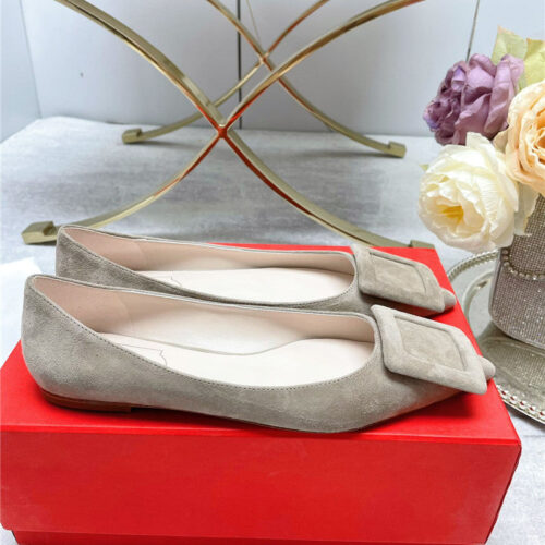 High Quality Luxury Roger Vivier Stiletto All-Match Womens Shoes product detail