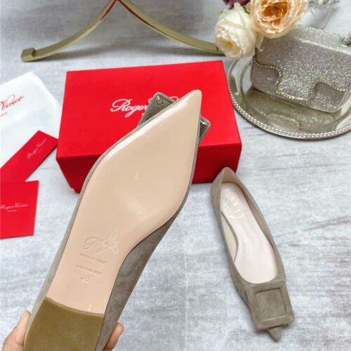 High Quality Luxury Roger Vivier Stiletto All-Match Womens Shoes product detail