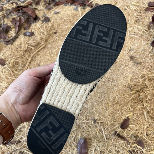 High Quality Luxury Fendi Espadrille Fisherman Shoes product detail