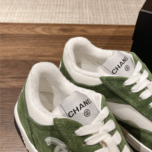 High Quality Luxury Chanel Suede Panda Shoes Casual Sneakers – Style 94726 product detail