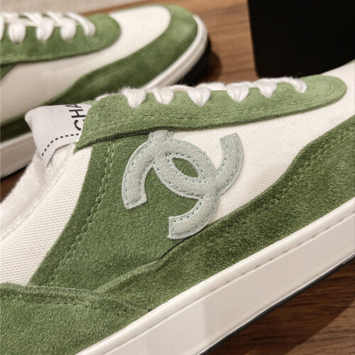 High Quality Luxury Chanel Suede Panda Shoes Casual Sneakers – Style 94726 product detail