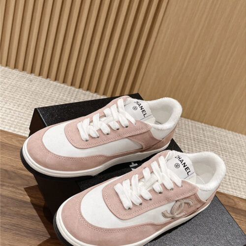 High Quality Luxury Chanel Suede Panda Shoes Casual Sneakers product detail